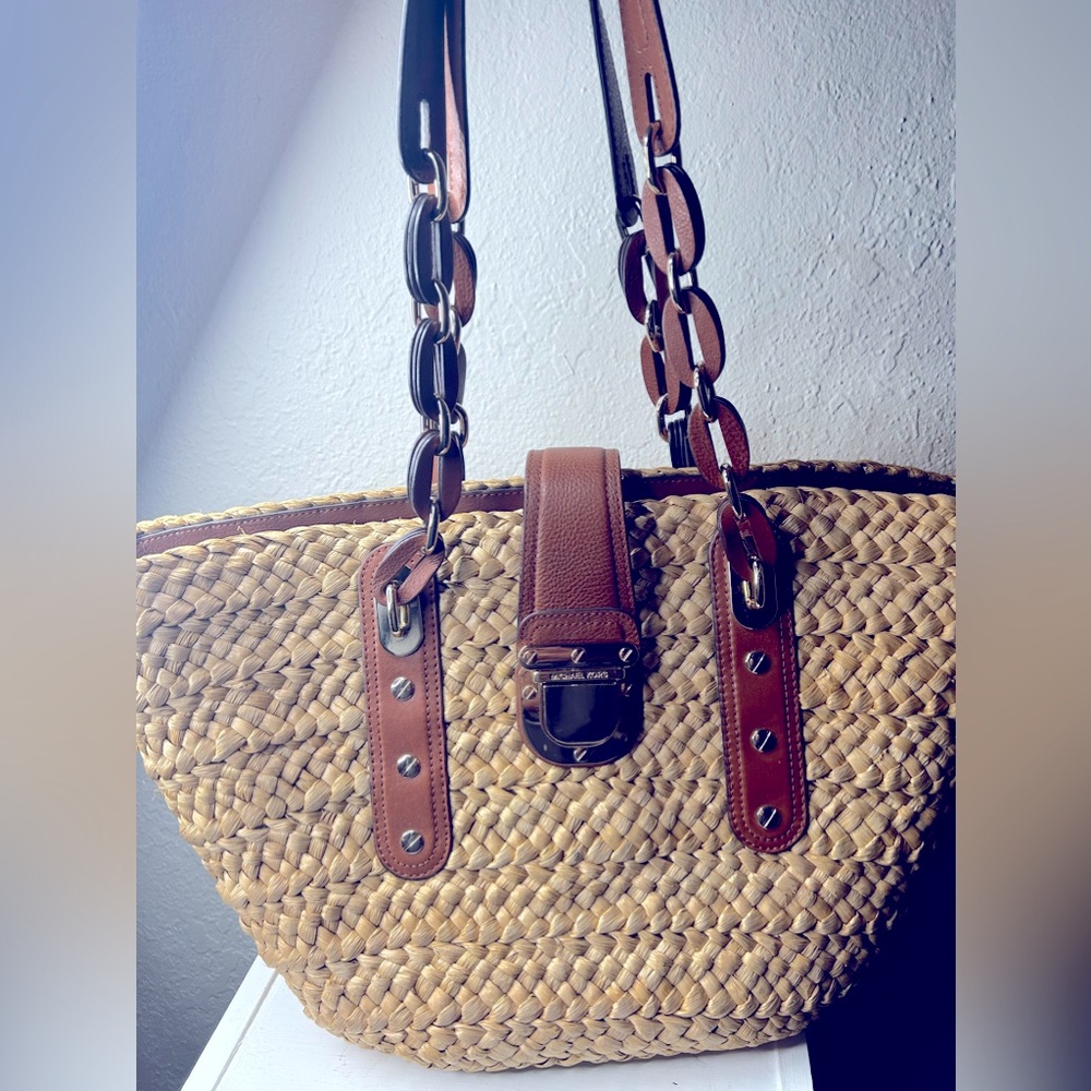 Michael Kors straw handbag